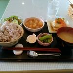 Takenoko - 本日の定食（雑穀米）710円