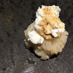 鮨ノ蔵 - リコッタチーズの握り