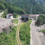 谷川岳ロープウェイ 天神峠 山頂駅展望台売店 - 谷川岳ベースプラザから2400m、ロープウェイで天神平まで15分