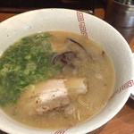 ぶたや - ラーメン600円