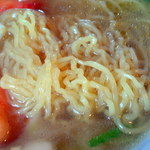 中華 壺仙 - 海鮮ラーメン(麺)