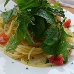 IL FIORE - ヤリイカと紫水菜のペペロンチーノ