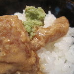 くろぎ - 鯛をごはんの上にのせて