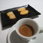 リストランテ サクラ - 小菓子　エスプレッソ