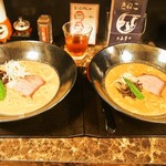 きねこ - キングトーン（塩と醤油をハーフサイズで食べ比べもしてみた）