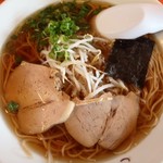 さつまラーメン - 醤油ラーメン550円
叉焼はかなり残念