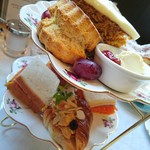 ハムステッドティールーム - 2段のケーキスタンド