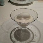 海鮮名菜　香宮 - 杏仁豆腐ミルクアイスのせ