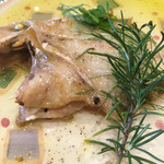 ＩＬ　ＲＩＣＣＩＯ - メインのオーブン焼き魚
                        週末ランチ、2人でお魚ランチ約1400円/1人 