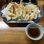 居酒屋 あひる - 天ぷらの盛り合わせ