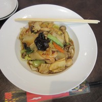 盤古殿 秋葉原UDX店 - 五目餡かけ焼きそば