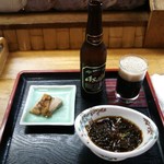 Izakaya Ahiru - もずく酢と若鶏平焼をドライ・ブラックで