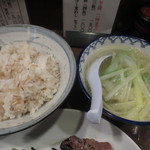 味太助 - 麦めし・テールスープ