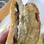 Mahaloha Burger - バンズ厚すぎ