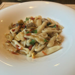 カーサ・デル・チーボ - 自家製カヴァテッリ アサリとつぶ貝