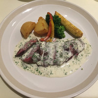 The Arts Fusion - 熟成肉イチボ肉のグリエ ソースフルムダンベール 2400円