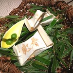 花明りの宿 月の池 - 沖〆鯛の西京漬　奉書包焼き