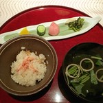 花明りの宿 月の池 - お食事　孟宗と浅利の炊き込み御飯他