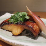 日本料理 幸庵 - 北海道産キンキの漬け焼きアップ