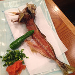 海老勝 - あじなめろうの骨を揚げてくれました