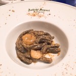 アンティキサポーリ - 焦がし小麦の自家製カサレッチェ
      小海老とプーリア産アーモンドのペースト　バジリコ風味★
      アーモンドと小海老って合う！