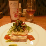 鉄板焼き Oribe - 重ね焼きテリーヌ仕立て、ロゼボトル16.4