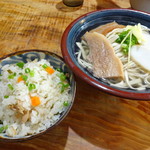 首里そば - 首里そば中（５００円）じゅうしい（２００円）