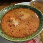 カレーや デッカオ - メインのチキンカレー