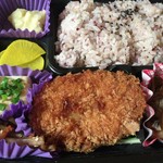 パタータ - 大判メンチカツと和惣菜弁当　500円