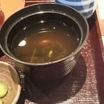 ひさ家 - 吸い物というより うどんの汁