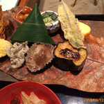 west朴葉 岐阜白川]食事喫茶今昔~飛騨牛の朴葉味噌和岩魚定食套餐