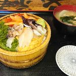 タカマル鮮魚店