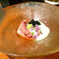 よろにく - フィレミニヨンのローストビーフそうめん キャビア添え 