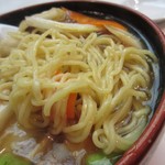 Azuma en - 麺は、多加水。硬め可能。