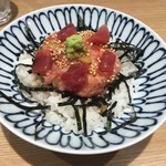 まぐろ丼