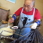 ご主人の目黒さん！
          焼きのリズムが職人☆