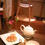 シスカフェ・オクトーブル - 手作りワッフルと紅茶♪