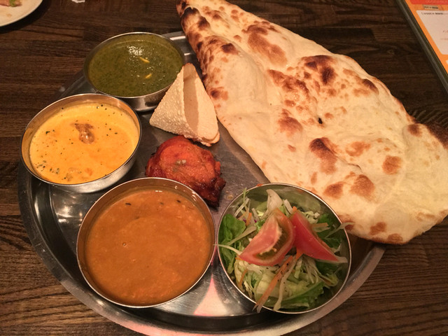 oriental table AMA Ebisu Ten photo 2