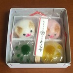 和洋御菓子司とらや - にゃんこセット(猫の集会、猫の手菓子升)