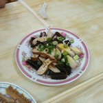 蔣老爹牛肉麵 - 玉子と豆腐と昆布の煮物(?_?)