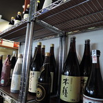 Fenikkusu No Namida - ずらり並ぶ醤油の瓶。