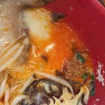 ラーメンまこと屋 - 全部のせ牛醤ラーメン(990円)スープ