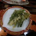 米澤屋 - 山菜とニシンの天ぷら