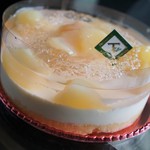 ティフィン - エトワル　白桃1080円