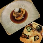 割烹 八彩 - ＜2016/06＞本日の出汁巻き卵。季節野菜が中に、素麺だしの餡かけ。こんな出汁巻き卵は初めて！