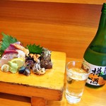 喜与すし - お造り盛り合わせ ＆ 冷酒