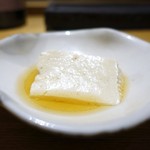 焼鳥 市松 - リコッタチーズのおでん、比内地鶏のスープ