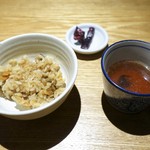 焼鳥 市松 - 鶏ご飯、鶏スープ、しば漬け