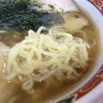 Benkei - 細めの縮れ麺