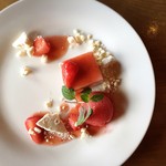 カーブドッチ - デセール！酸っぱいイチゴとメレンゲ焼き菓子の甘々なのがいいマリアージュ